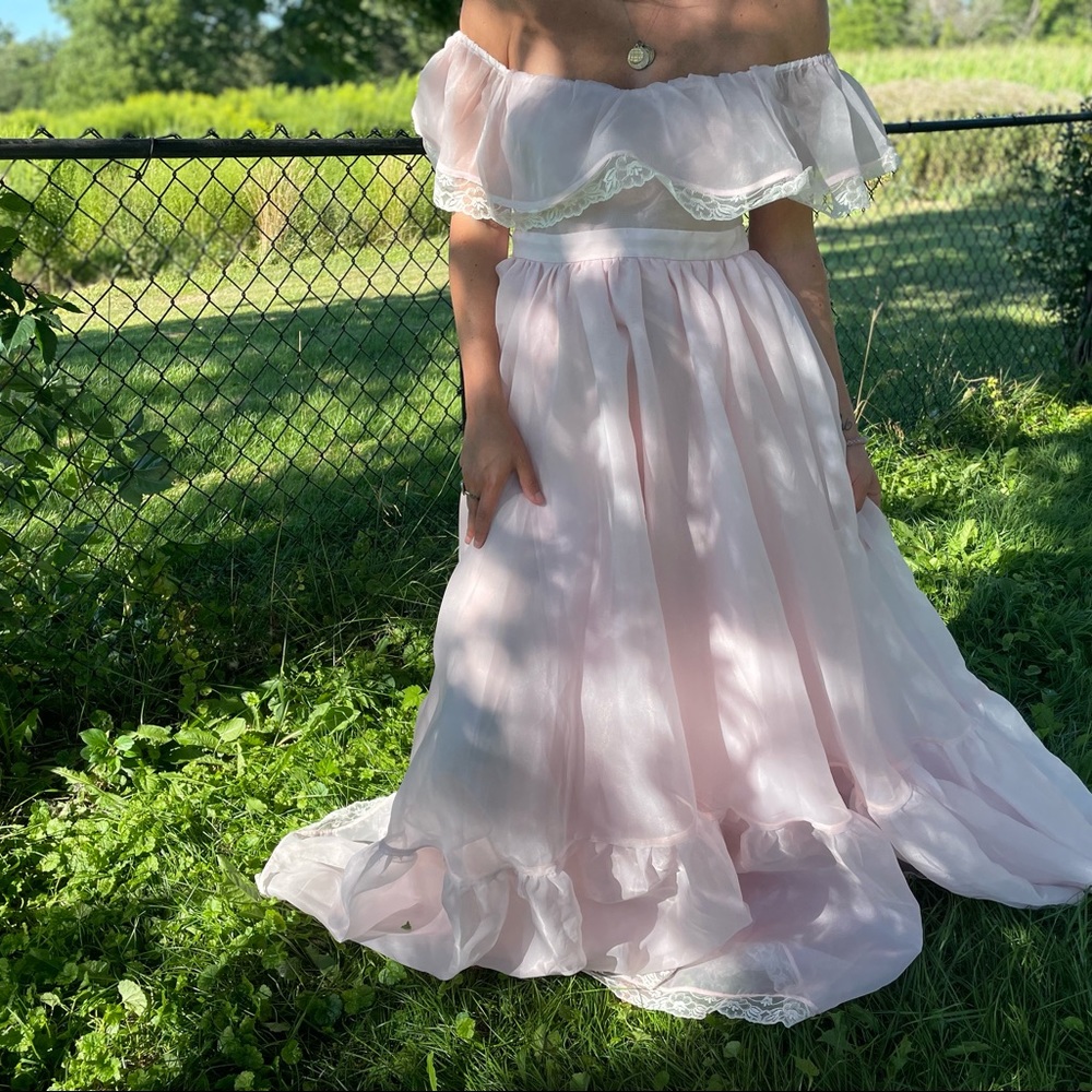 SELKIE The Romance Novel Dress - Picture 4 of 13